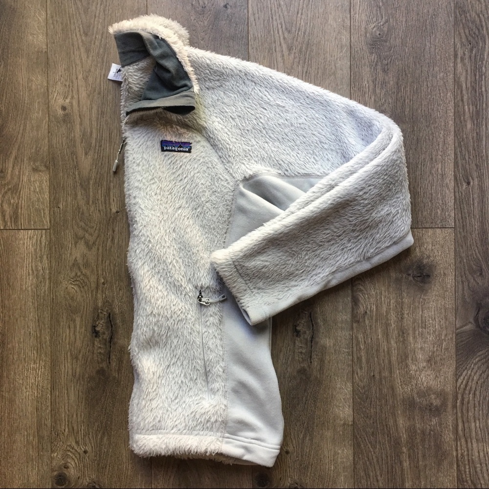 **SOLD** Patagonia Fall ‘12 R2 Fleece Jacket - Picture 4 of 8